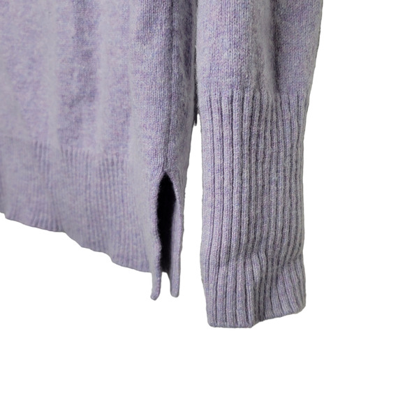 GAP Merino Wool Extra Fine Blend Crewneck Purple Pullover Sweater Women Sz XS - Picture 4 of 8